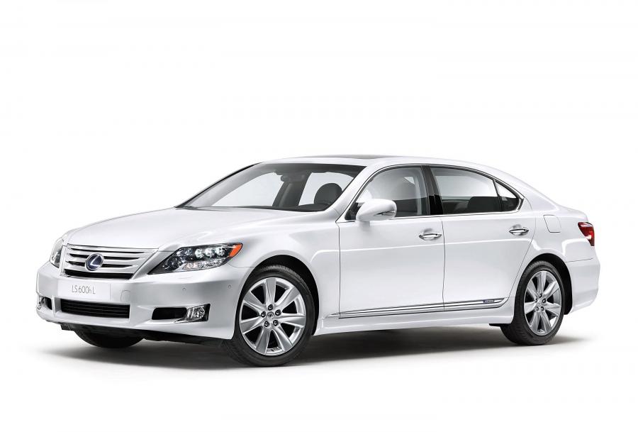  Lexus LS600h 2010 года  (фото 11 из 18)